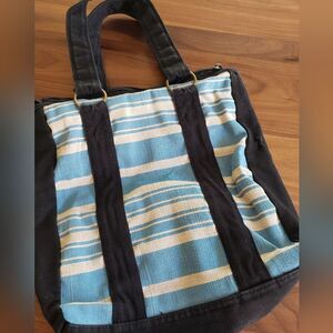 Kavu Striped Canvas Tote Bag Hemp Zipper Top Closure Blue and Cream Sustainable